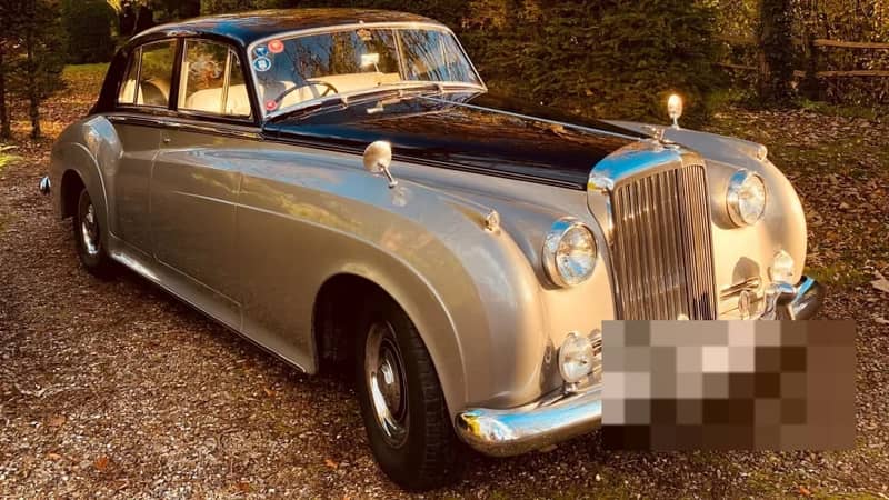 1959 Bentley S2 — silver 1959 Bentley S2 classic luxury saloon