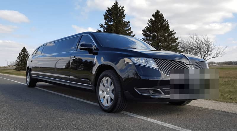 Lincoln Stretch Limousine — black Lincoln stretch limousine